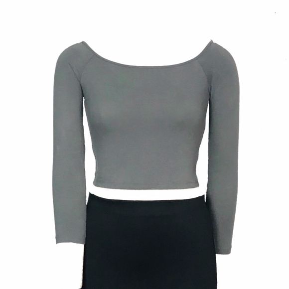 Hollister Tops Hollister Gray Sleeve Crop Top Poshmark